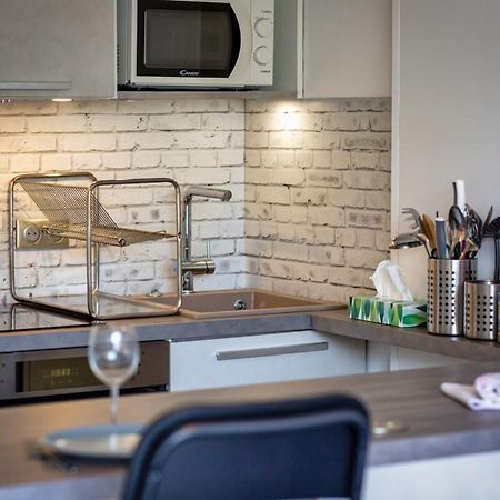 Olivia Studio Avec Place De Parking Rouen Eksteriør bilde